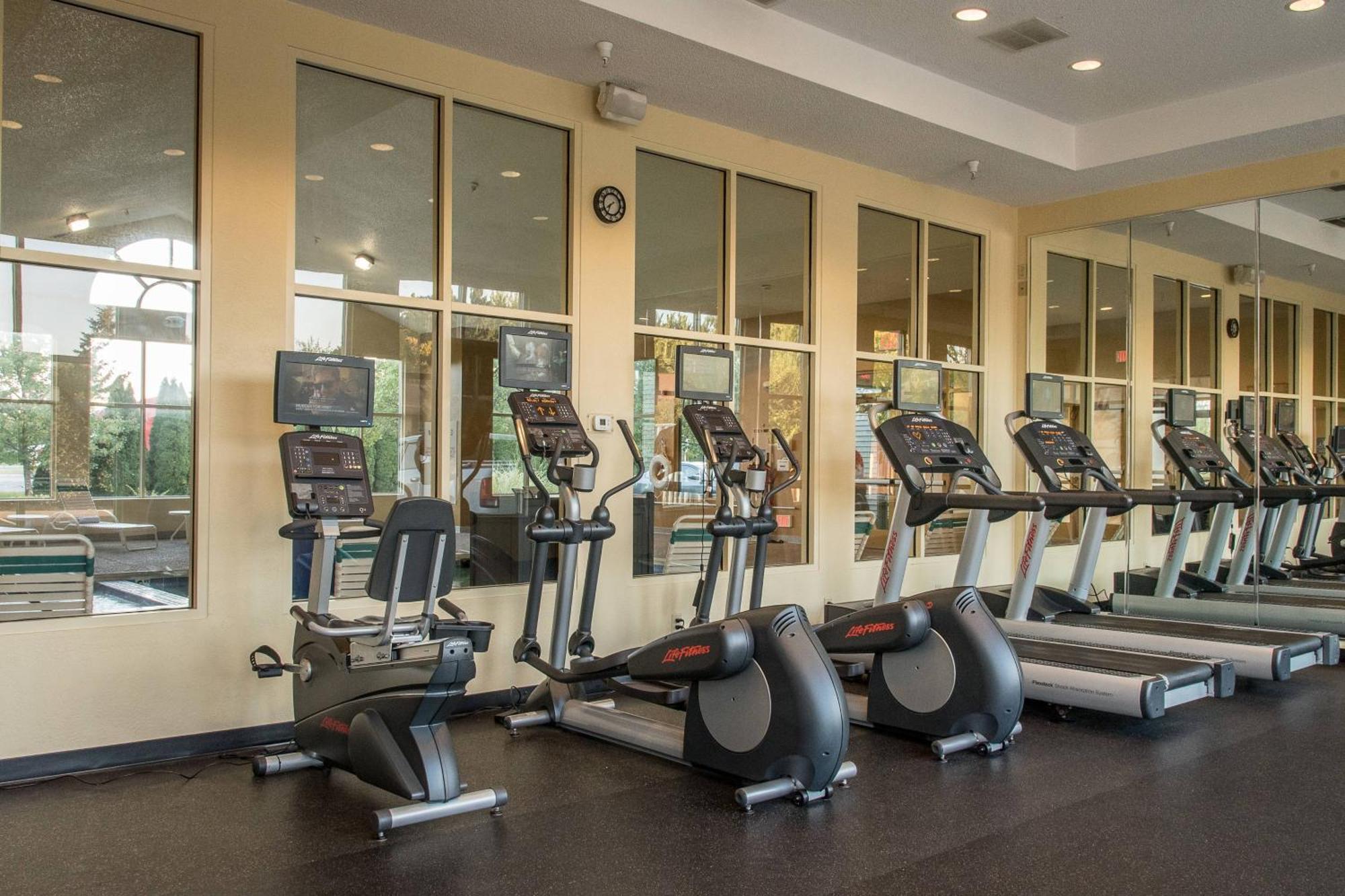 Towneplace Suites By Marriott Lafayette Bagian luar foto