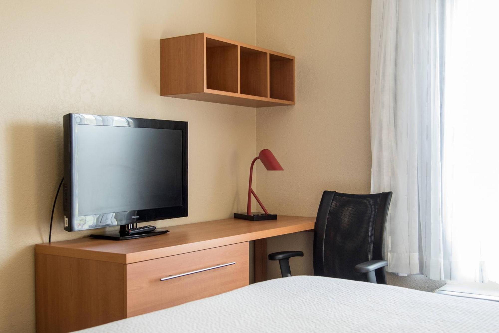 Towneplace Suites By Marriott Lafayette Bagian luar foto